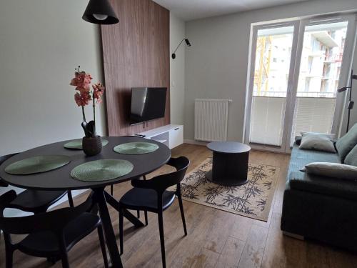Bialystok Apartment | Urban Jungle Apartament Bill