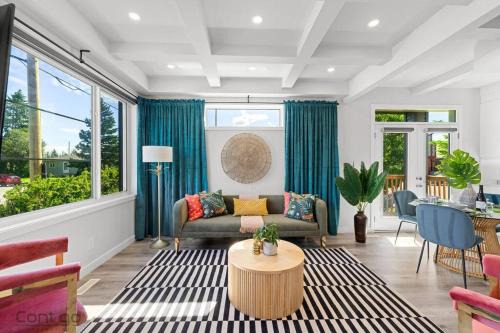 Jasper Place House | Urban Jungle Getaway, AirCon, 10min to DT & WEM!