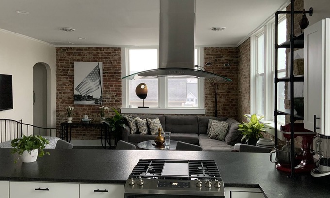 Cicero Apartment | Urban Living in Charming Small Town