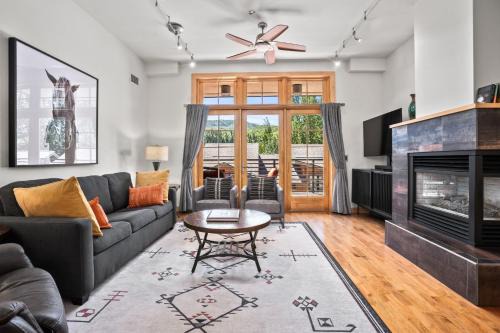 Downtown Steamboat Springs House | Urban Loft in Downtown Steamboat - Upscale Luxury