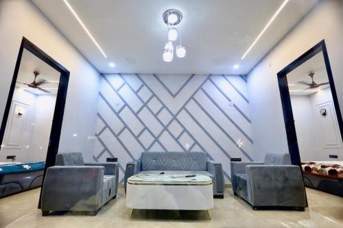 New Delhi Villa | Urban Retreat Farmstays