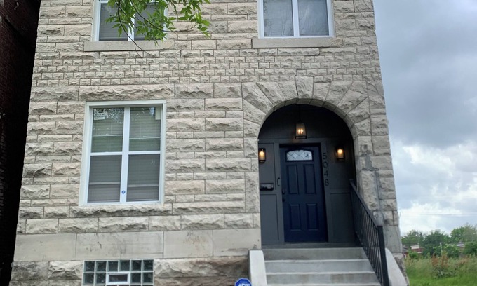 Academy - Sherman Park House | Urban Vivacious Family Home 8 Minutes from Downtown St. Louis!