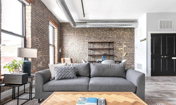Wicker Park Apartment | Urban Wicker Park 1BR w/ W/D, nr Damen & Milwaukee, by Blueground