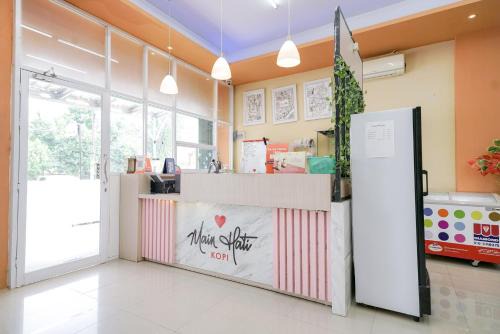 Bandar Lampung Hotel | Urbanview Hotel Gatot Subroto Lampung by RedDoorz