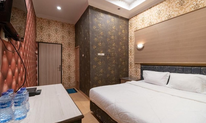 Sukarami Hotel | Urbanview Hotel Good Palembang by RedDoorz