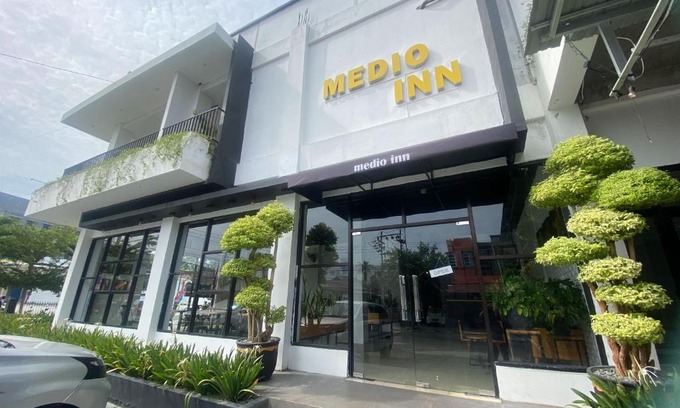 Palu Hotel | Urbanview Hotel Medio Inn Palu by RedDoorz