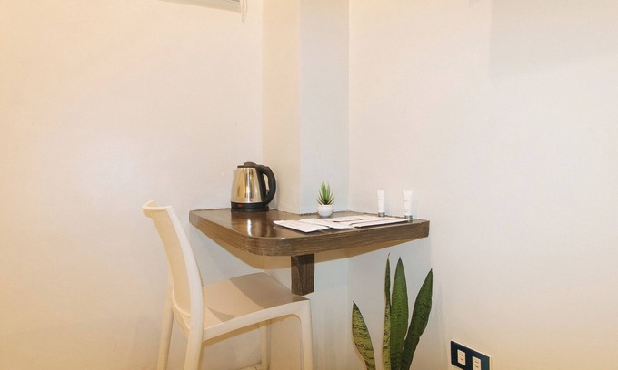 Sampaloc Hotel | UrbanViewSanAntonio'sPlaceSampalocManila