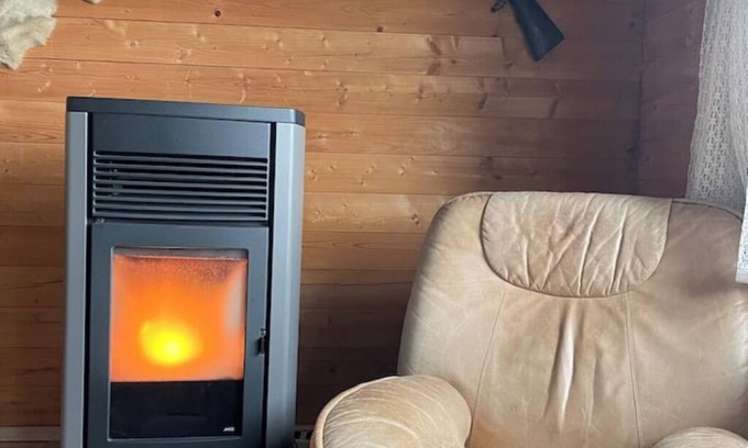 Schofweg Apartment | Urlaubsstube1982 - wildly romantic with a fireplace and rustic charm