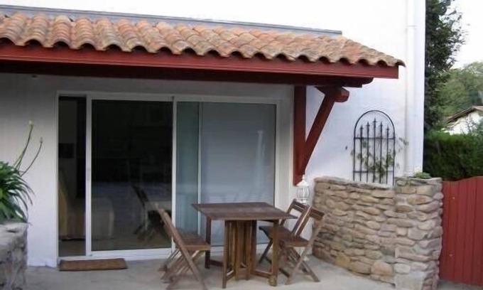 Behobie Apartment | Urrugne, T2 apartment in quiet area, for 2 adults and 2 children maximum