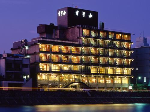 Gifu Hotel | Usyounoie Sugiyama