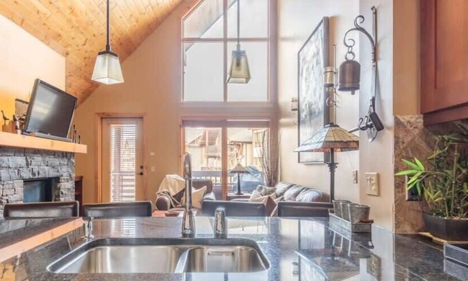 Canmore Condo | "Utopia" at Rundle Cliffs Lodge