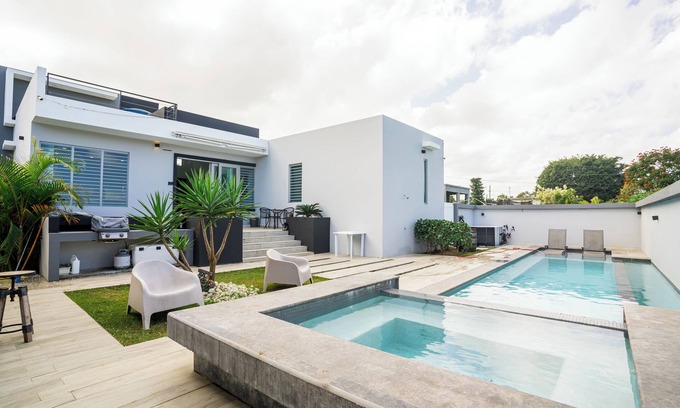 Hatillo Villa | Utopia Luxury Villa - Private Pool, Hydromassage Jacuzzi & Near Amazing Beaches