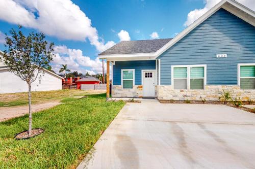 McAllen House | Uvalde Avenue Abode