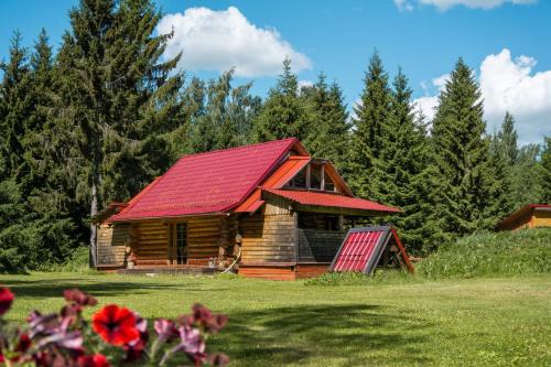 Luunja Parish House | Väike Kuu peamaja