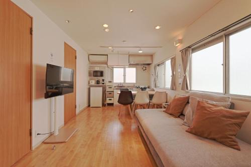 Okubo Apartment | V Close to Shinjuku Kabukicho Korean Town FrWIFI E