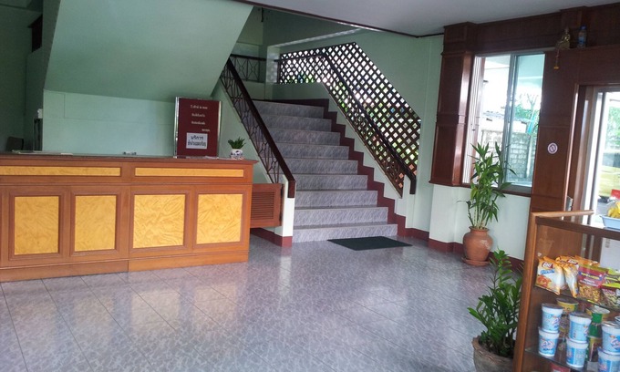 Khlang Hotel | V.House Nakhon