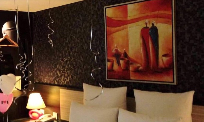 Datong Hotel | V one Hotel