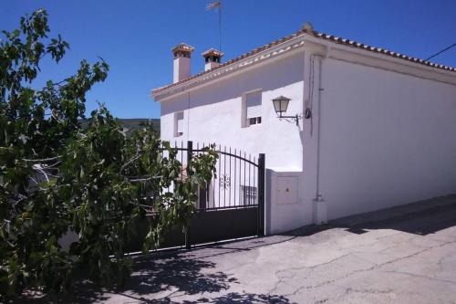 Colomera House | V Turistica en plena naturaleza a 30 kms de Granada