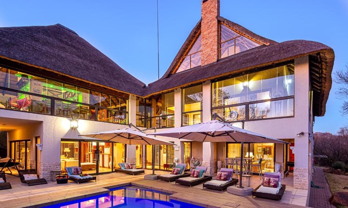 Metsimaholo House | Vaal River YOLO Spaces - Vaal River Bush Villa