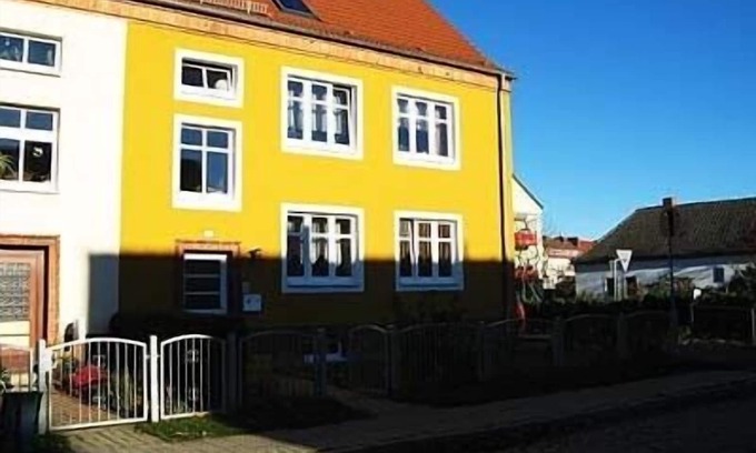 Tribseer Siedlung Apartment | Vacation apartment in the World Heritage City of Stralsund by Baltic Sea beaches