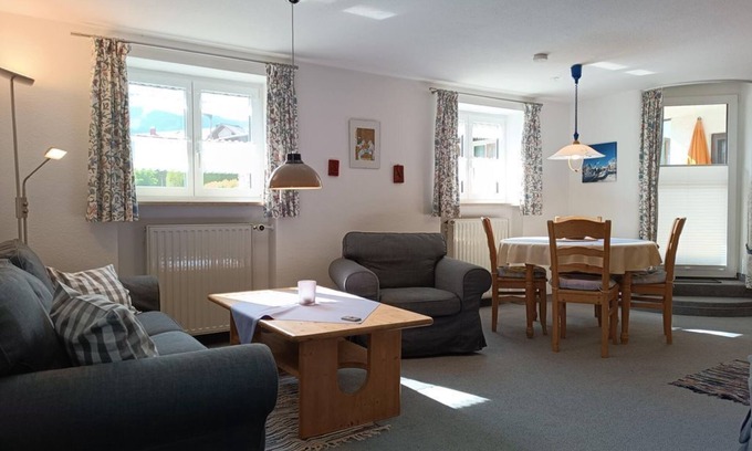 Verwaltungsgemeinschaft Hornergruppe Apartment | Vacation apartment 1 - Ferienwohnungen Spiß