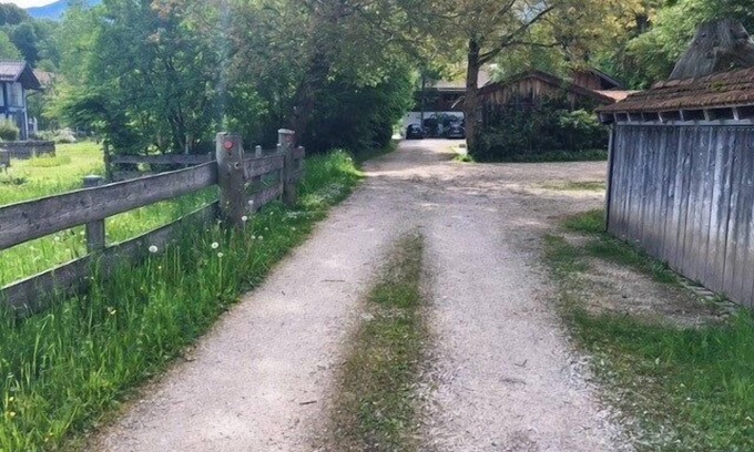 Weissbach Apartment | Vacation apartment Untersbergblick 45 sqm, 1 - 3 pers., idyllic location with garden