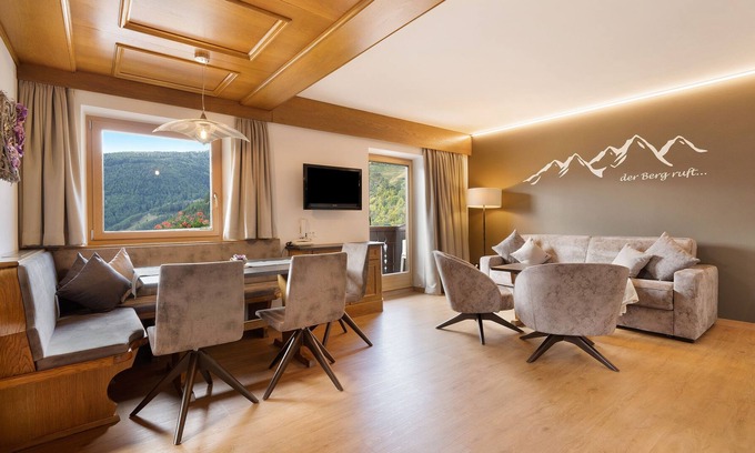 Burgusio Apartment | Vacation Apartment Sonnenhof SONNBLICK with Mountain View