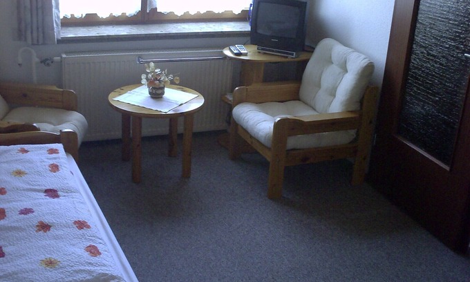 Kotzschenbroda Oberort Apartment | Vacation apartment 6 - in the Jägerhof guest house