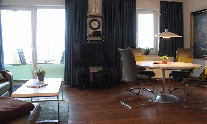 Oertzenhof Apartment | Vacation apartment "Apartment 6.16 am Yachthafen" on Poel