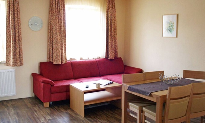 Binzwangen Apartment | Vacation apartment/apartment for 4 guests with 65m² in Colmberg (176397)