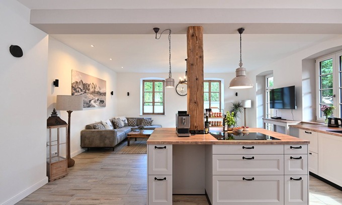 Ammerland Apartment | Vacation apartment/apartment for 5 guests with 135m² in Polling (268965)