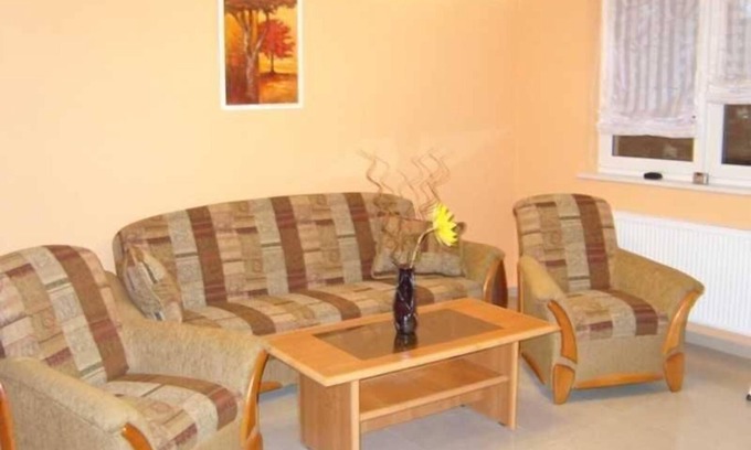 Guestrow Apartment | Vacation apartment Eichhörnchen - Holiday home Jägerswalde