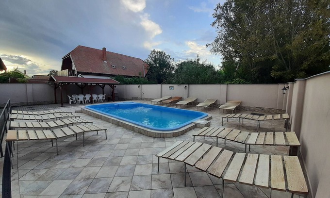 Balatonlelle Apartment | Vacation apartment/apartment for 4 guests with 20m² in Balatonlelle (125034)