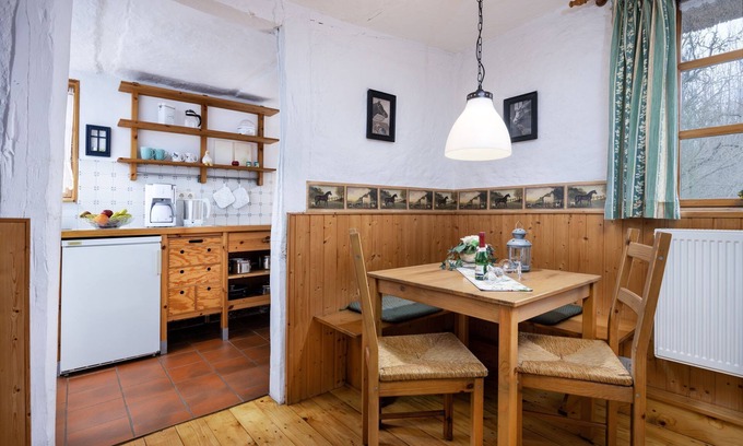Biendorf Apartment | Vacation apartment Kröpelin - Ferienhof Schwalbennest OFC 24