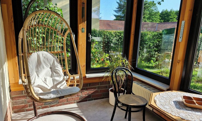 Mirow Apartment | Vacation apartment on Herrensteig and Lake Mirower with conservatory and terrace