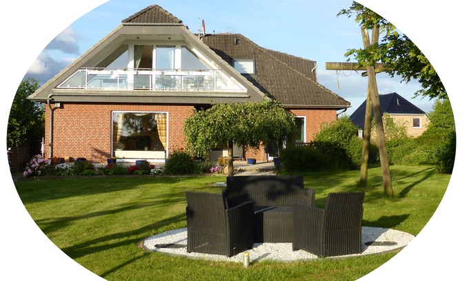 Glasau Apartment | *vacation apartment on the nature reserve Heidmoor, close to the Baltic Sea