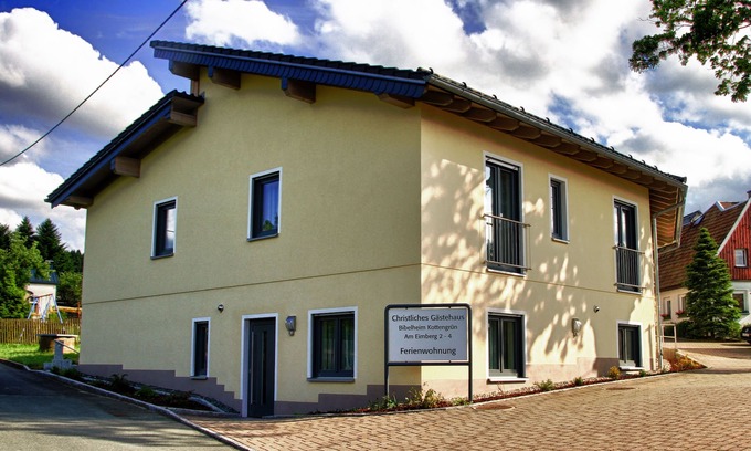 Werda Apartment | Vacation apartment on the Eimberg in the Christian Guest House Bibelheim Kottengrün