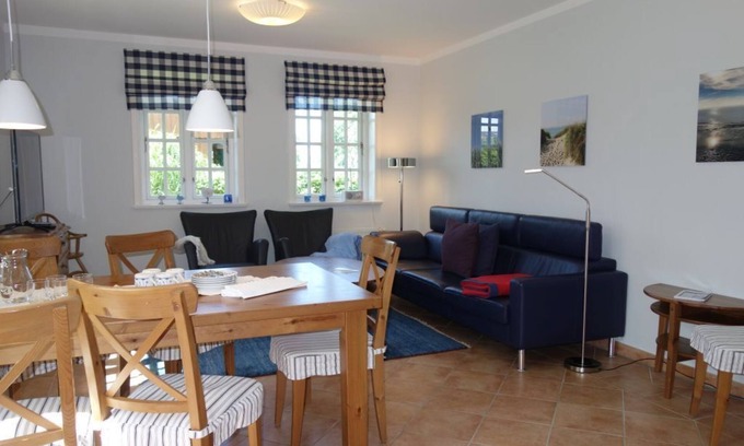Alkersum Apartment | Vacation at Hüs Dikstian in Alkersum