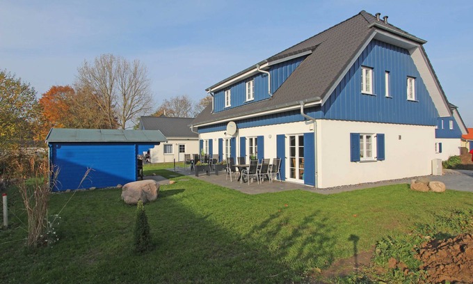 Altefaehr House | Vacation cottage Mermaid