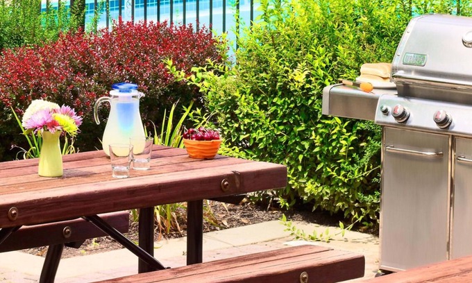 Dublin Resort | Vacation Day Is Always A Great Idea! Free Parking, Near Dublin Arts Council