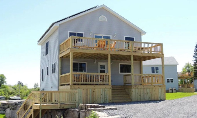 Cape Vincent House | Vacation Home #16- 5 bedroom/3 bath