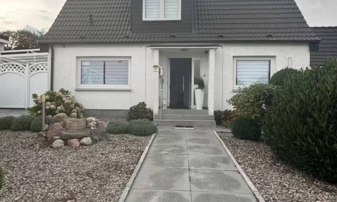 Ratekau House | Vacation home "Achterhus" with lots of space incl. home office. Near Lübeck & Baltic Sea