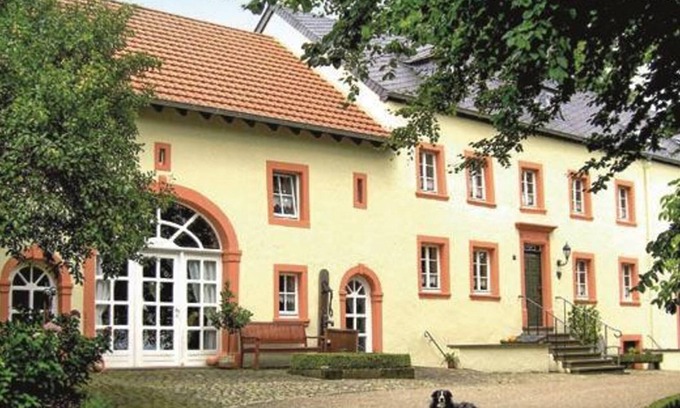 Nasingen Other | Vacation home Altes Backhaus - 4-bed vacation home Altes Backhaus