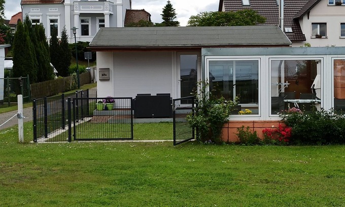 Uecker-Randow House | Vacation home Altwarp, 1 dog, sea view, Szczecin Lagoon
