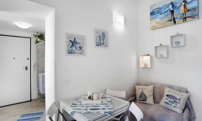 Imperia Apartment | Vacation Home Casa di Ali with Wi-Fi & A/C