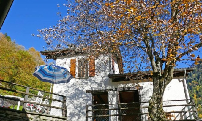 Malvaglia-dagro House | Vacation home Casa Rustica Angela in Malvaglia - 6 persons, 3 bedrooms