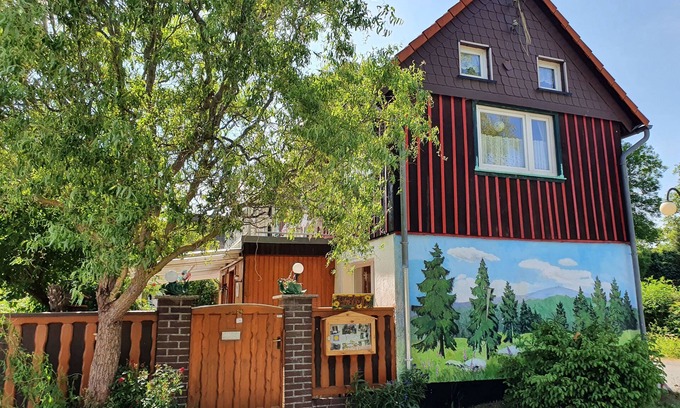 Mandelholz Apartment | Vacation home Hoffmann with 1 vacation apartment - FW 2 to 3 persons