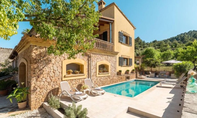Mancor de la Vall House | Vacation home Son Apiana in Mancor de la Vall - 8 persons, 4 bedrooms