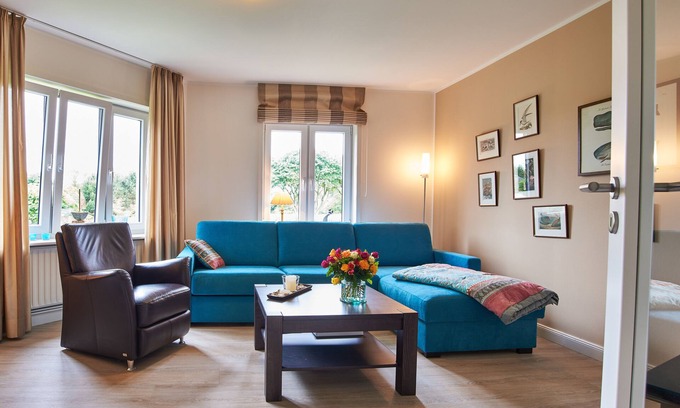 Nieblum House | Vacation home for 3 guests with 65m² in Nieblum (164250)