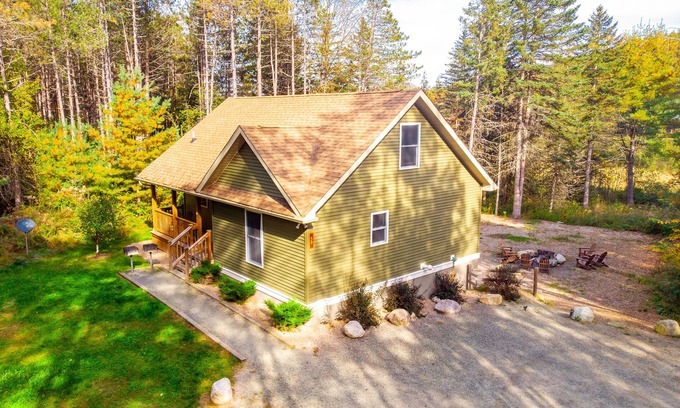 Wilmington House | Vacation Home for All Seasons! Weekly Discount!